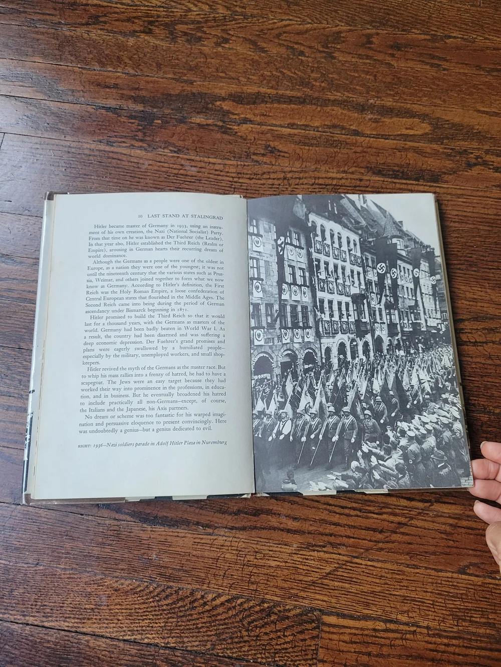 WW2 German Russian Last Stand At Stalingrad Reference Book Hard Cover